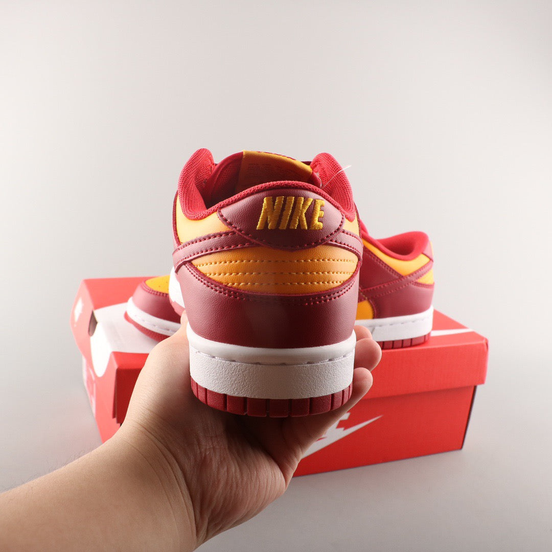 Nike Dunk Low Midas Doradas