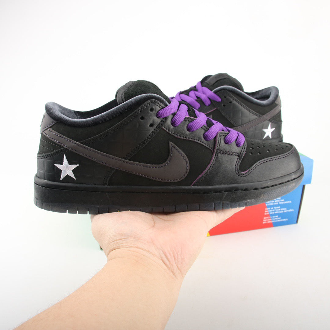 Nike Dunk Low x Família First Avenue