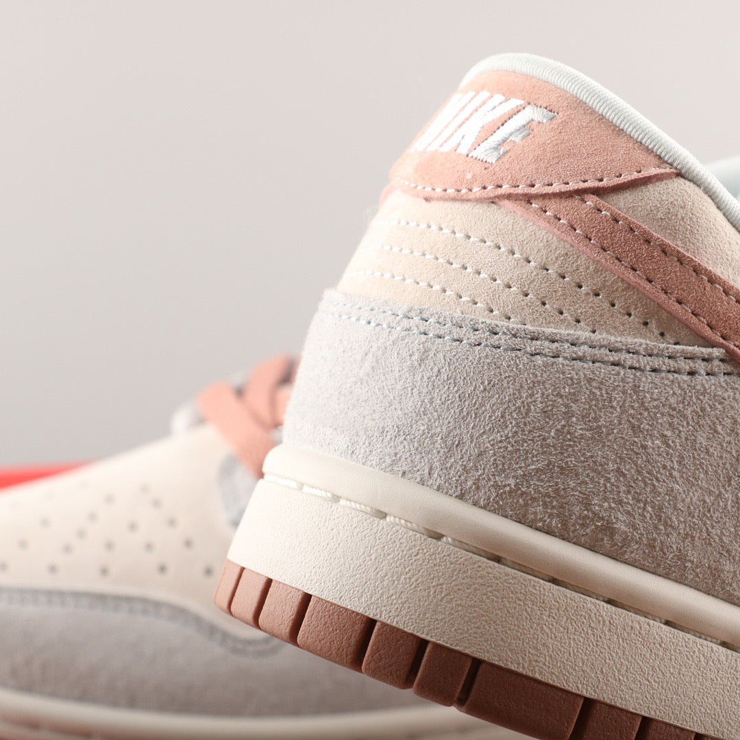 Nike Dunk Low Fossil Rosa