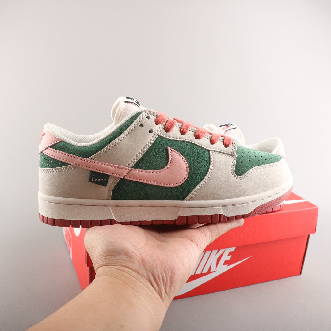 NIke Dunk Low Todos los pétalos unidos