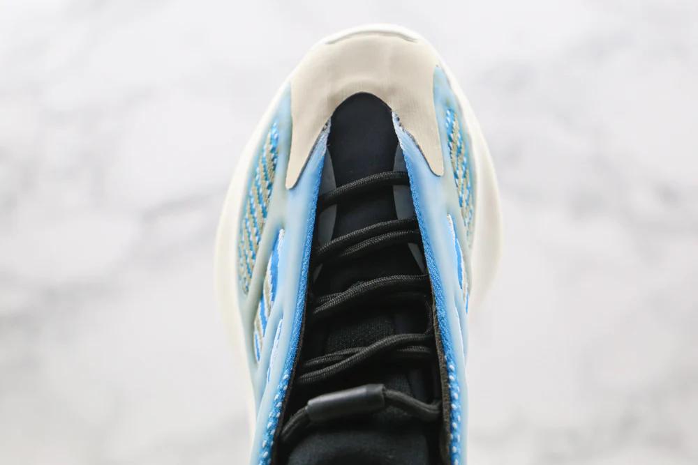 Adidas Yeezy Boost 700 V3 Arzareth - Hype Franco Store