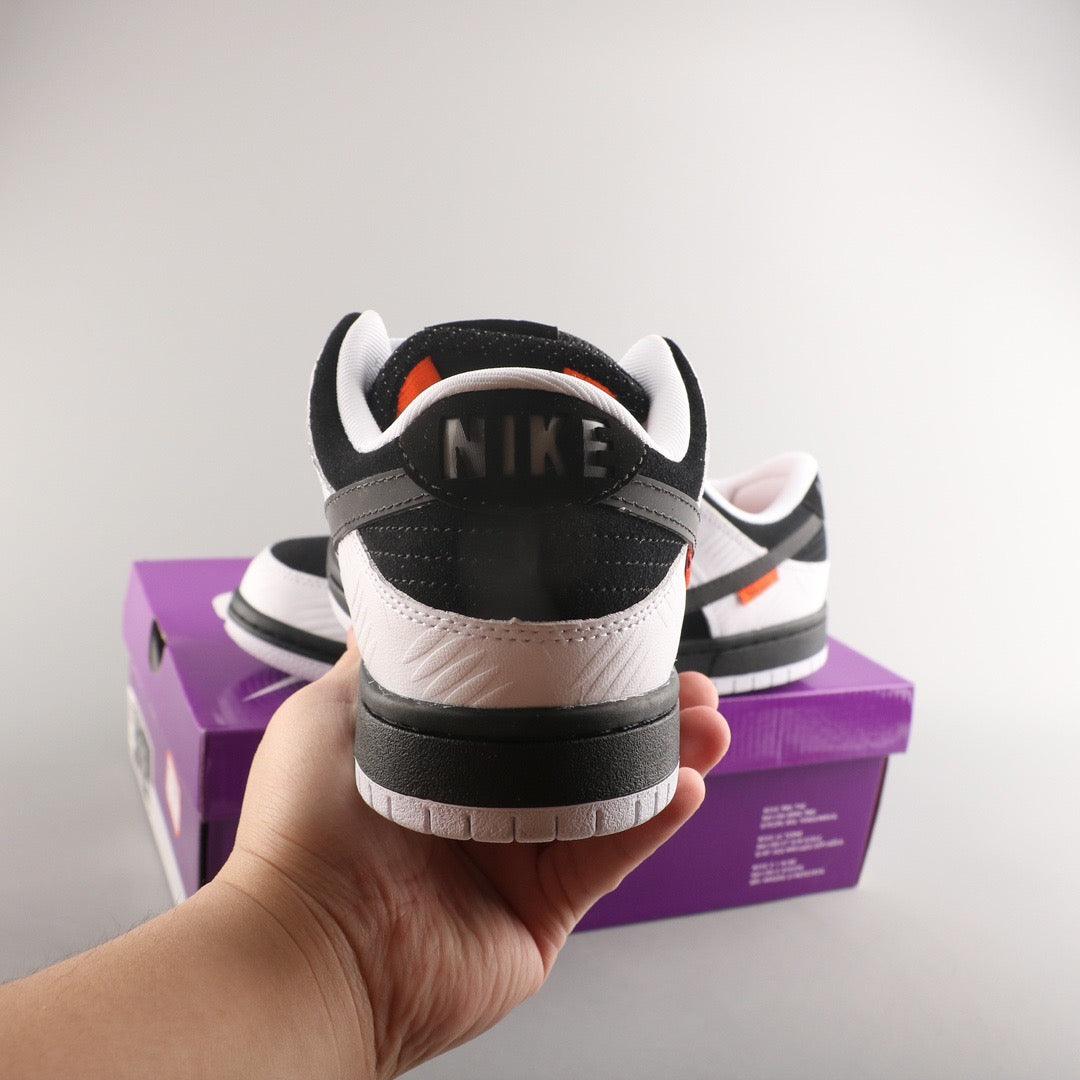 Nike SB Dunk Low TIGHTBOOTH - Hype Franco Store