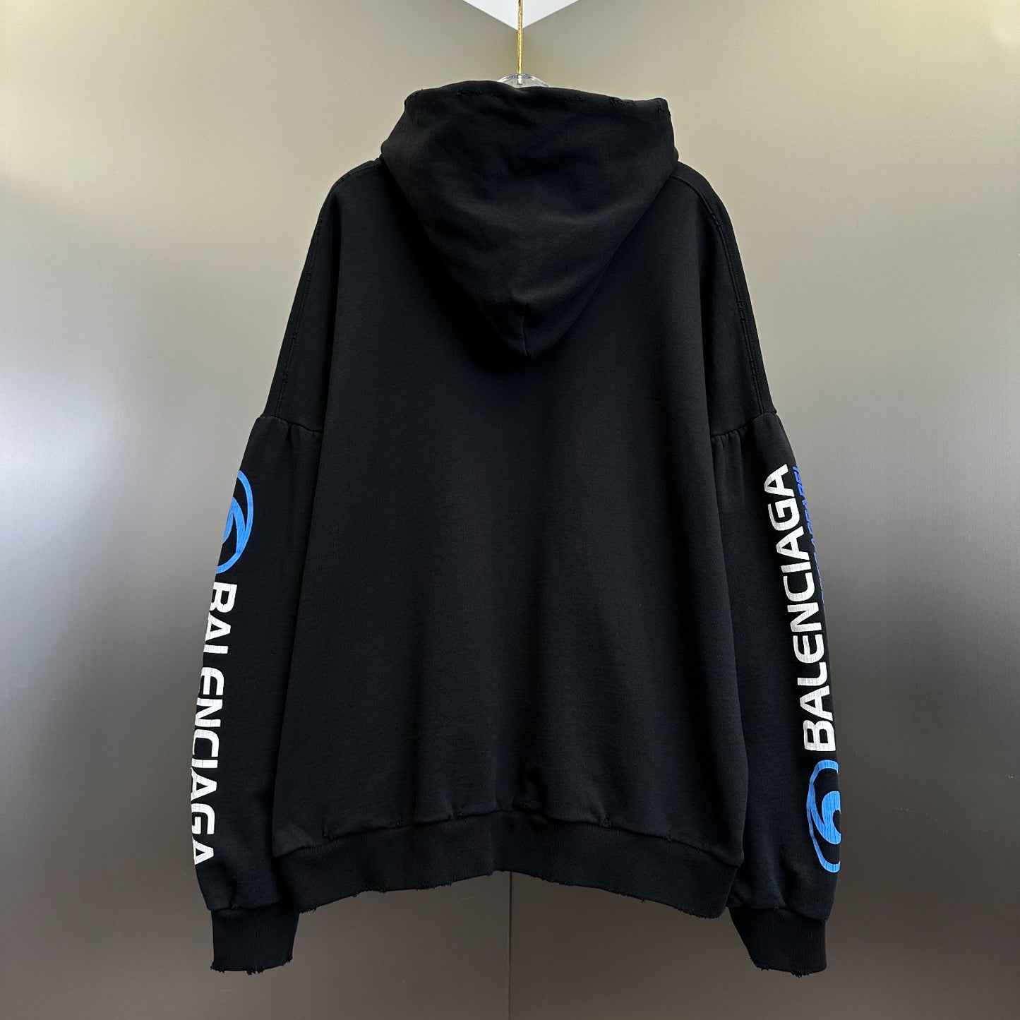 Balenciaga Sudadera con capucha negra y azul