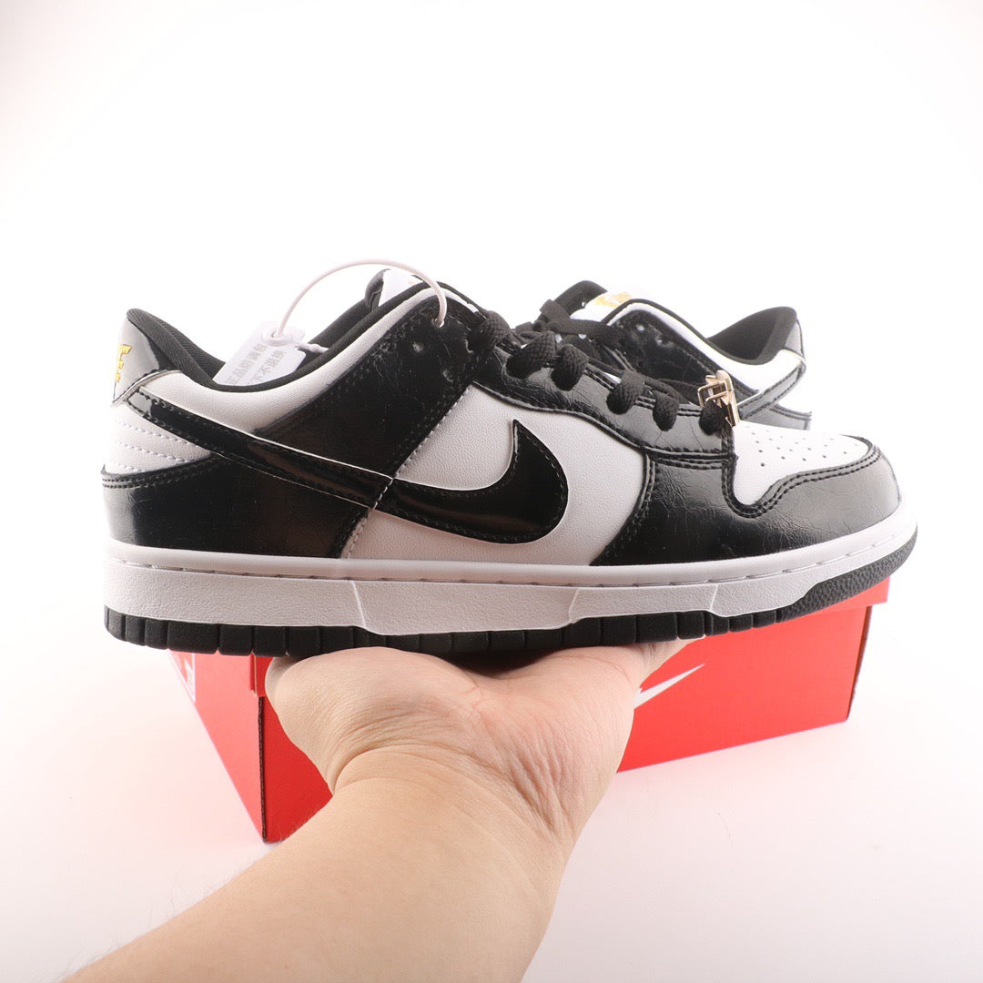 Nike Dunk Low Black World Champ