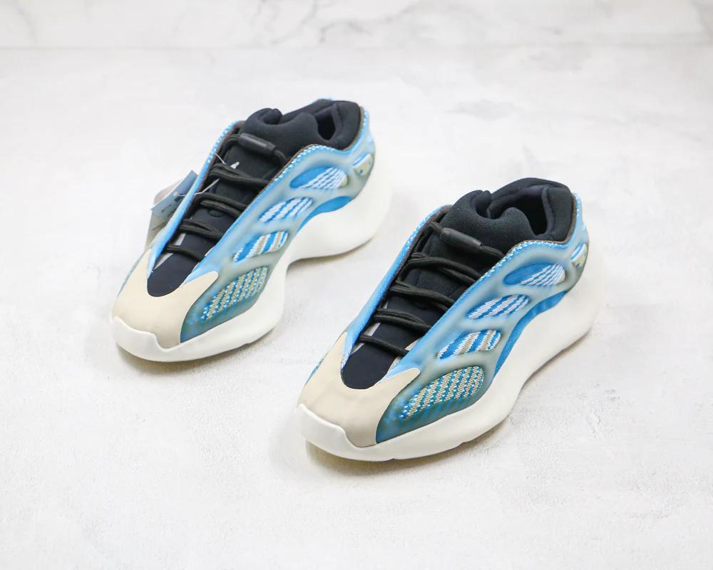 Adidas Yeezy Boost 700 V3 Arzareth - Hype Franco Store