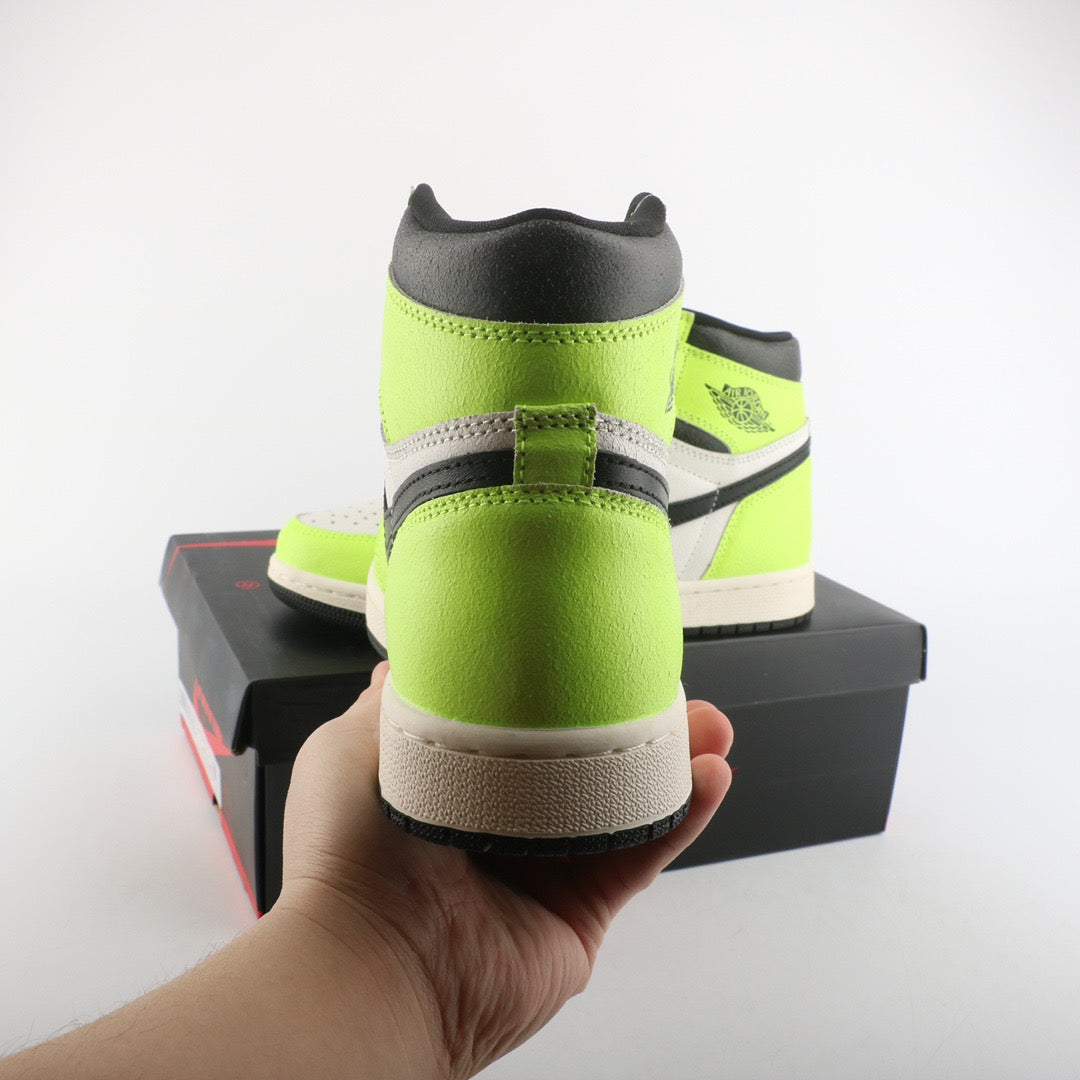 Air Jordan 1 Retro High Visionaire Volt