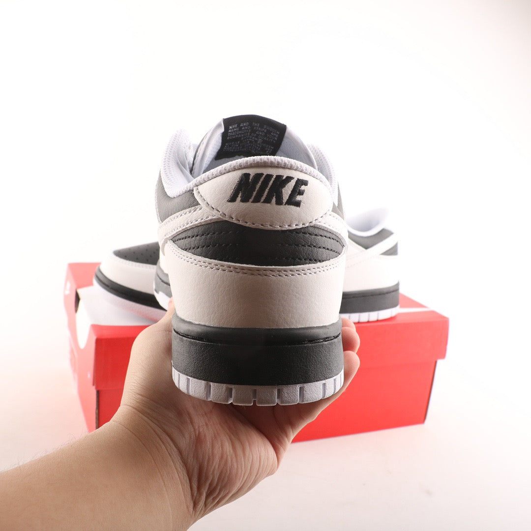 Nike Dunk Low Panda Reverse