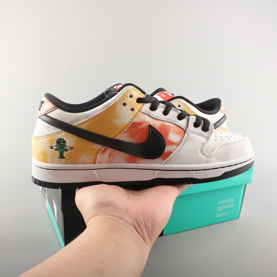 Nike Dunk Low Pro Roswell Raygun Blanco