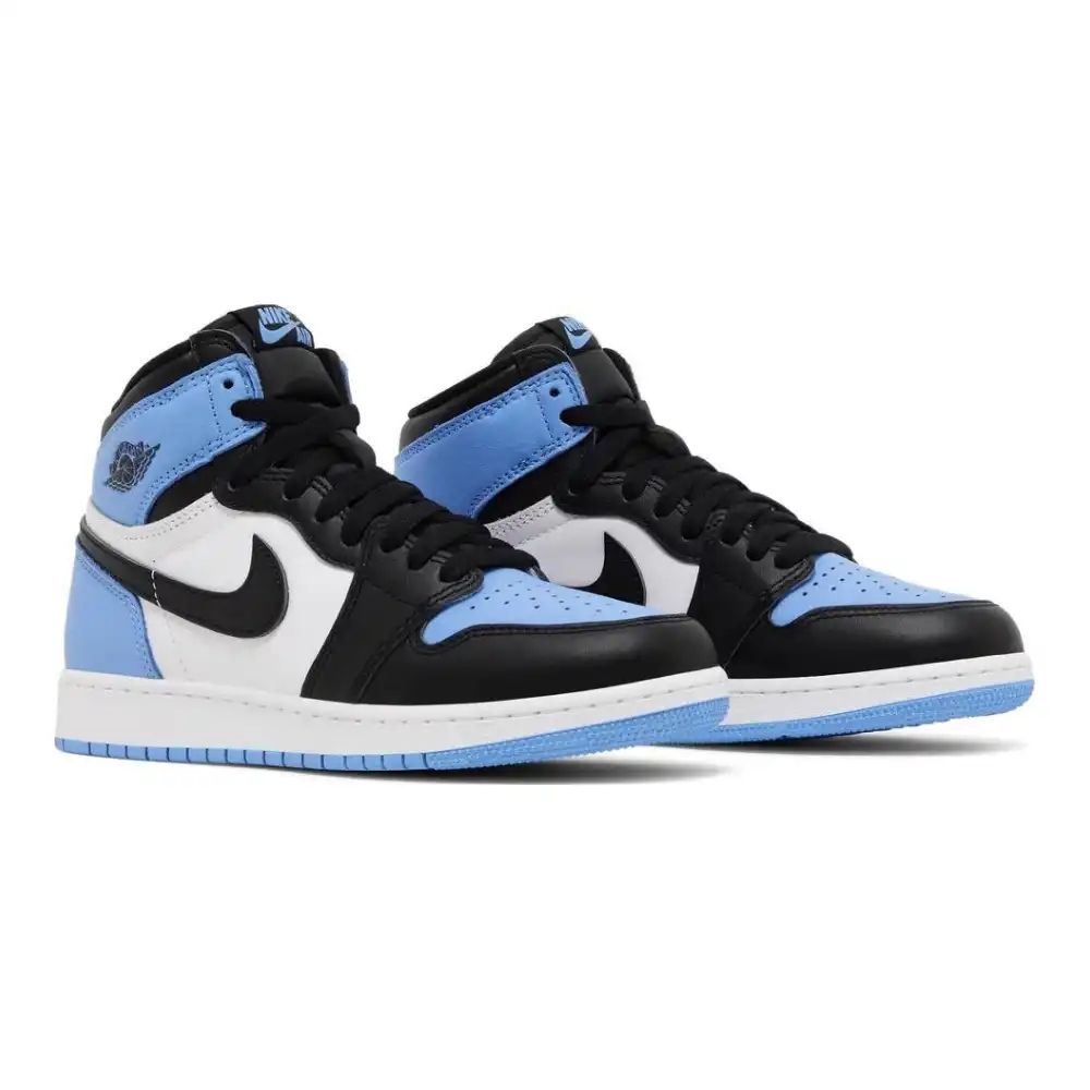 Air Jordan 1 Retro High UNC Toe