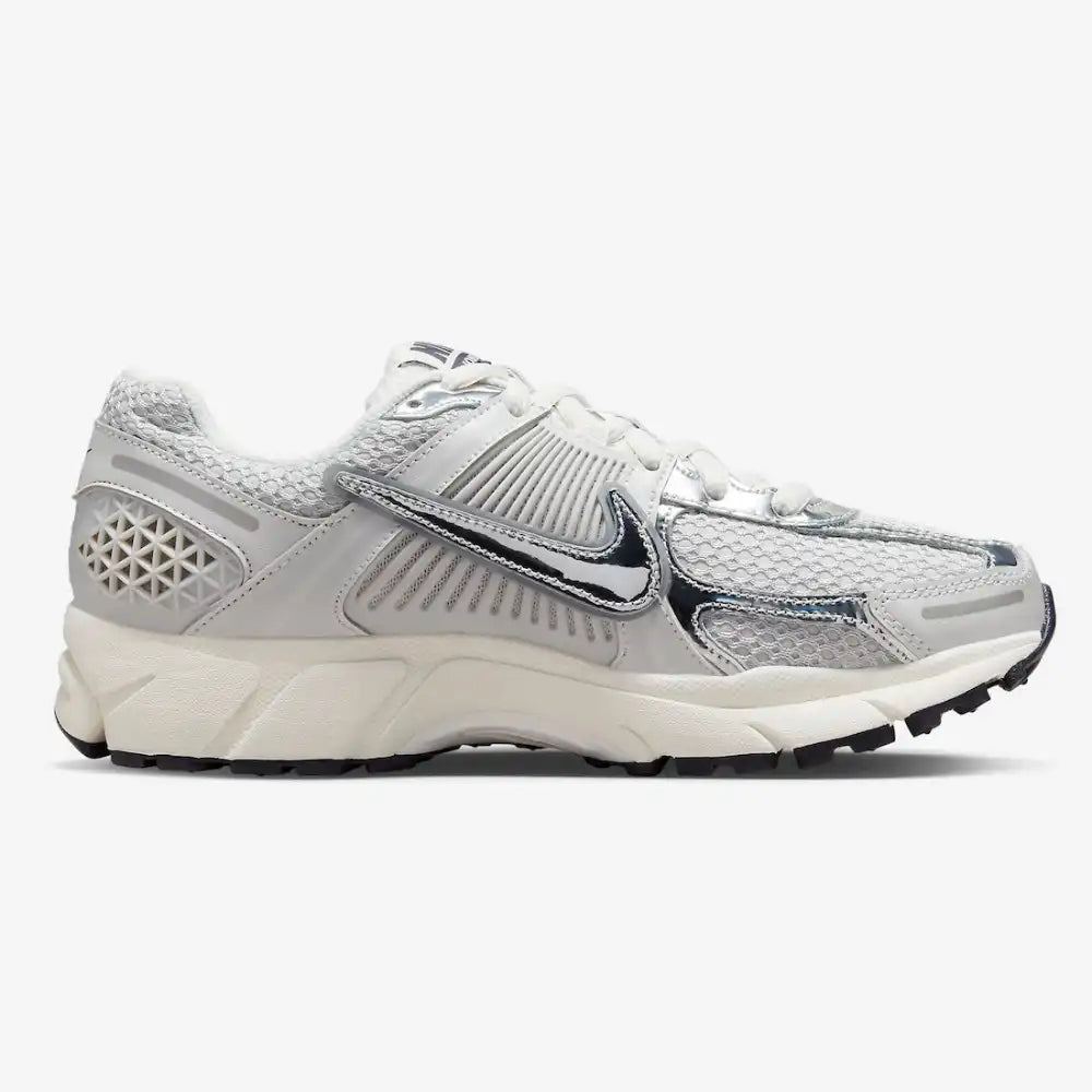 Nike Zoom Vomero 5 Photon Dust Metallic Silver