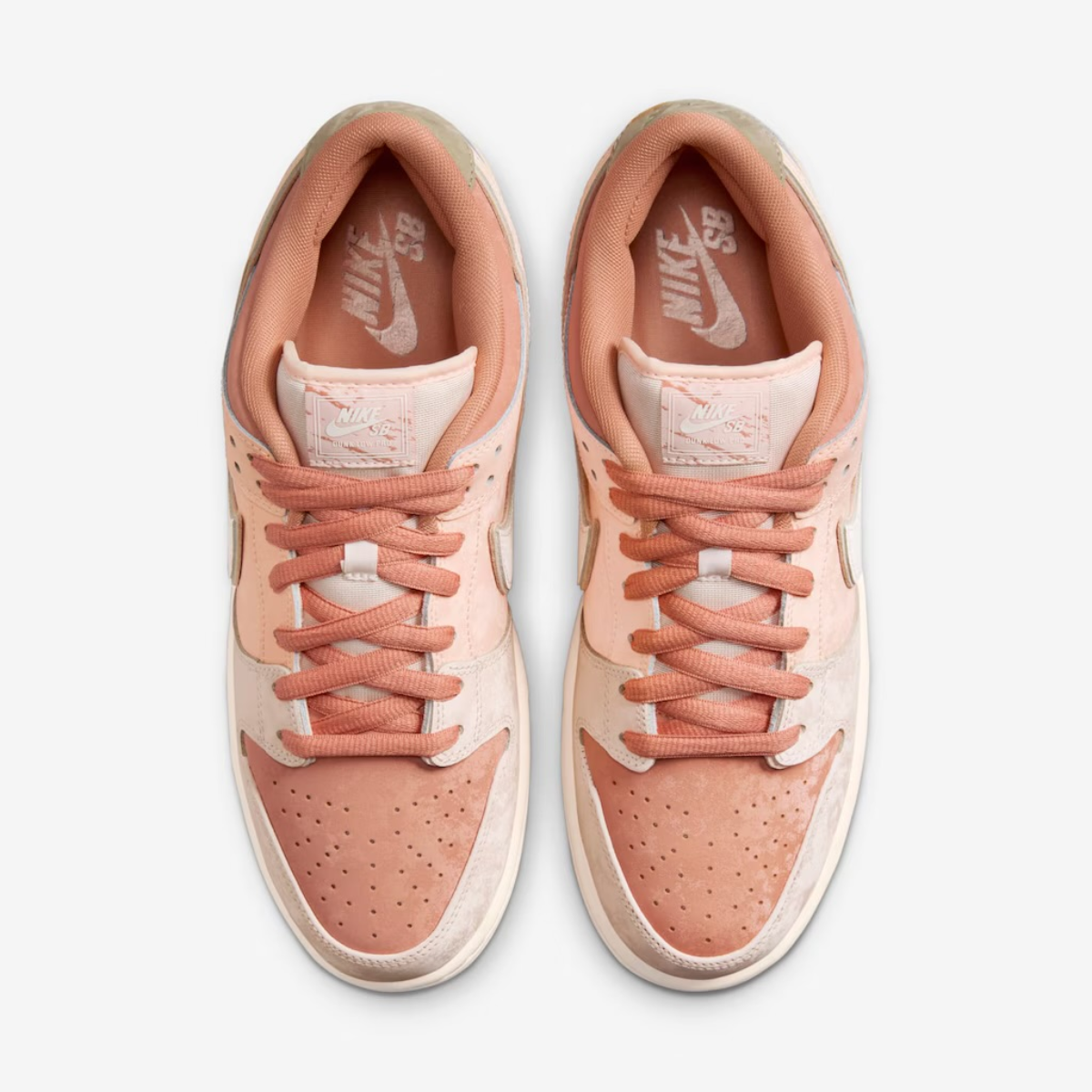 Nike Dunk Low SB "Trocadero Gardens" Creme