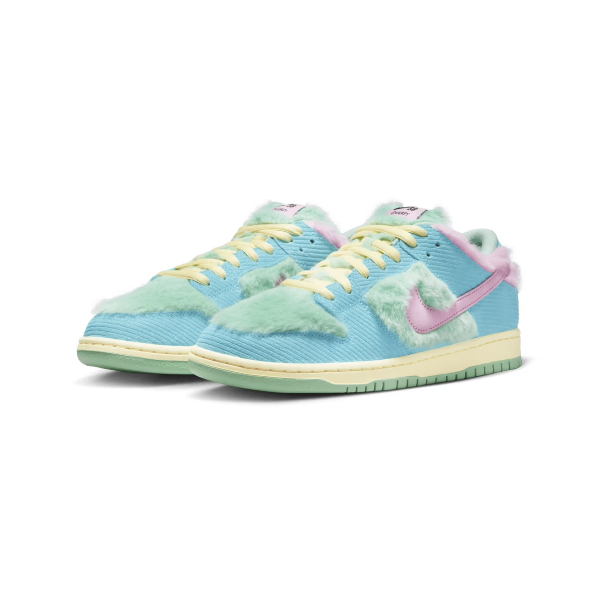 Nike Dunk Low SB Verdy Visty