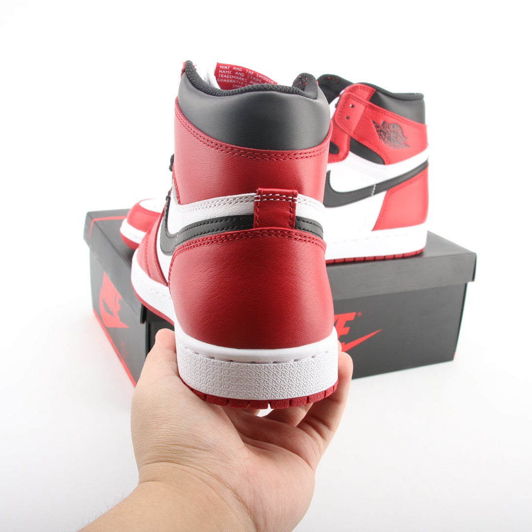 Air Jordan 1 Retro Alto Chicago