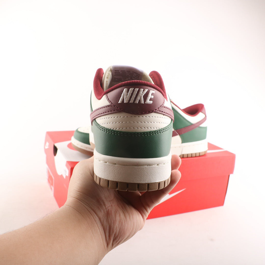 Nike Dunk Low George Verde Equipo Rojo