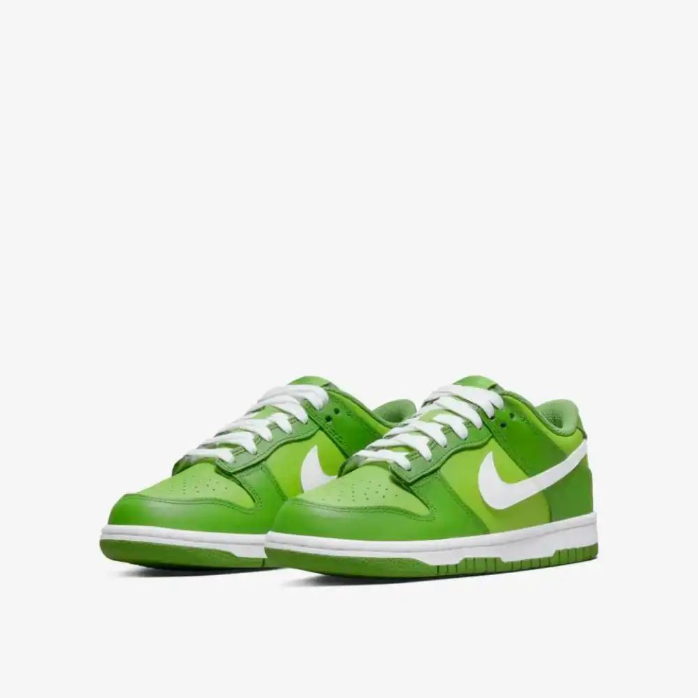 Nike Dunk Low Chlorophyll