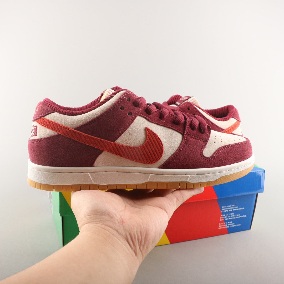 Nike Dunk Low SB x Skate Like A Girl