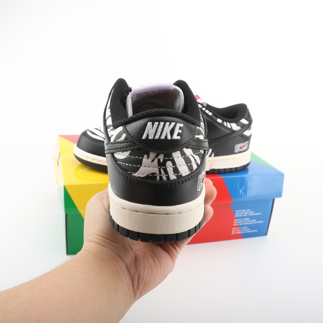 Nike Dunk Low Quartersnacks Cebra