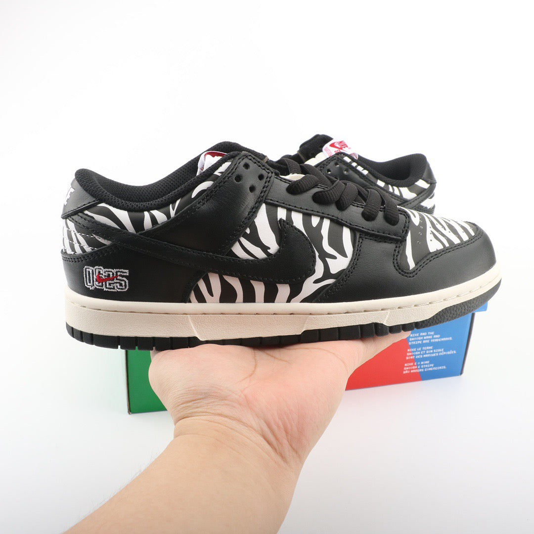 Nike Dunk Low Quartersnacks Cebra